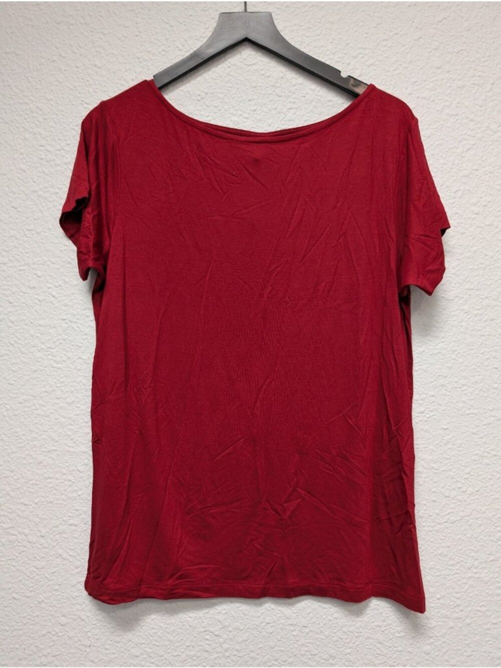 Kate Quinn Bamboo Red Dahlia Women's Boatneck shirt Large Tee Short Sleeve 150